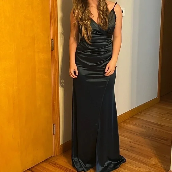 size medium windsor blue prom dress! - Picture 4 of 4